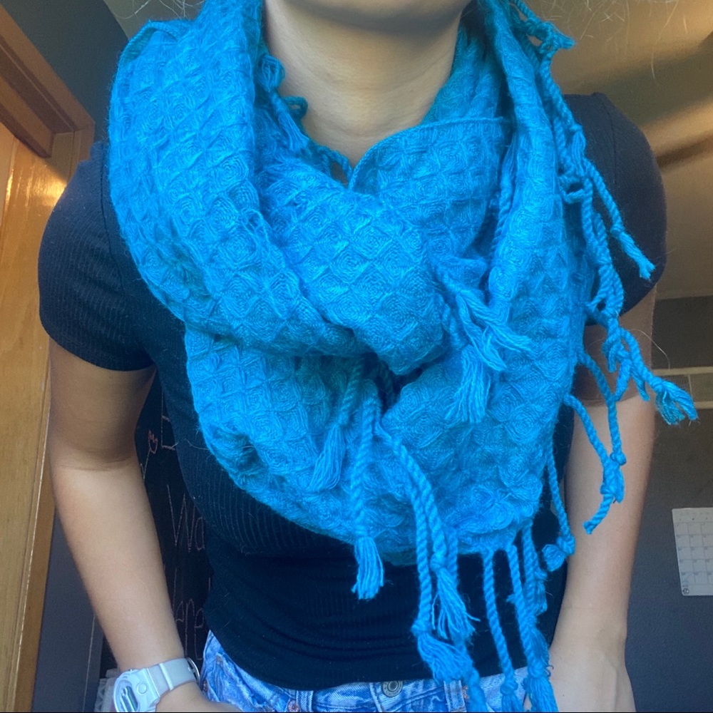 Infinity scarf